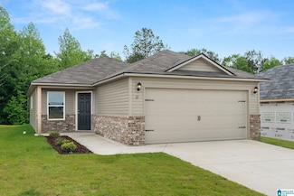 46 Broken Arrow Ln, Munford, AL 36268