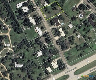 110 Taylorcrest Dr, Victoria, TX 77905
