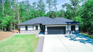 217 Cove Point Ln, Mc Cormick, SC 29835