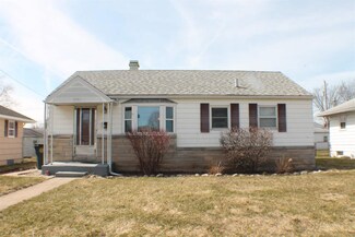 1631 N Kenmore St, South Bend, IN 46628