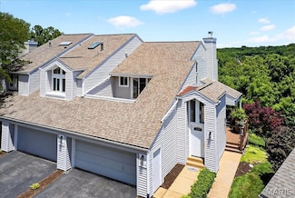 1848 Ridgeview Circle Dr, Ballwin, MO 63021