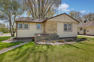 800 3rd St S, Cold Spring, MN 56320