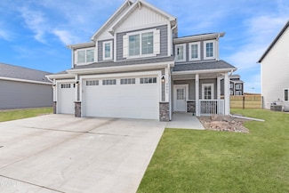 4805 Cornice Loop, Bismarck, ND 58503