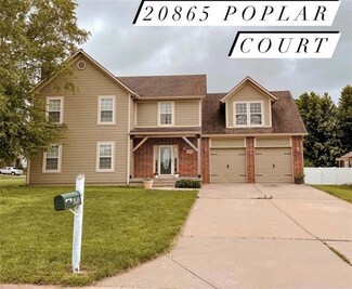 20865 Poplar Ct, Spring Hill, KS 66083