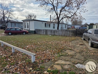 350 & 360 1st Ave W, Forsyth, MT 59327