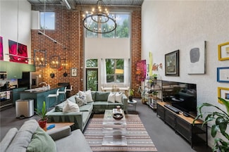 195 Arizona Ave NE Unit 197, Atlanta, GA 30307