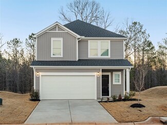 590 Dallington Dr, Wellford, SC 29385