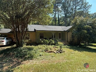 135 Annes Ct, Athens, GA 30606