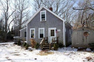 57 Old Horseneck Rd, Westport, MA 02790