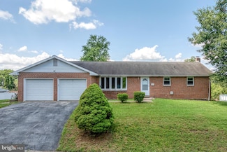 52 Thornwood Rd, Harrisburg, PA 17112