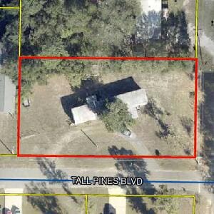 18 Tall Pines Blvd, Defuniak Springs, FL 32433
