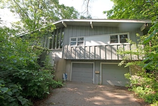 6202 Piping Rock Rd, Madison, WI 53711