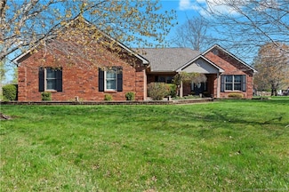 3886 Highland Lake Dr, Georgetown, IN 47122