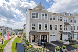 5988 Cling Ln, Crozet, VA 22932