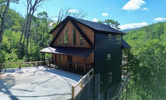 2202 Headrick Lead, Sevierville, TN 37862