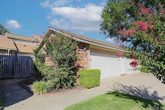 4 Hampshire Cir, Little Rock, AR 72212
