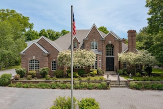 60 Whittier Rd, Milton, MA 02186