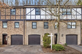 221 Newton Square, Coraopolis, PA 15108
