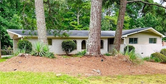 4282 Smithsonia Ct, Tucker, GA 30084