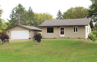 1717 Maple Dr SE, Alexandria, MN 56308