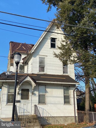 131 Parker Ave, Oaklyn, NJ 08107
