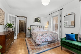 140 E 95th St Unit 2E, New York, NY 10128