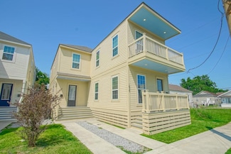 1826 28 Onzaga St, New Orleans, LA 70116