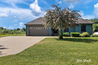 8201 Crocker Rd, Holton, MI 49425