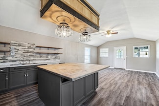 135 Canvasback Cay St S, Baytown, TX 77523