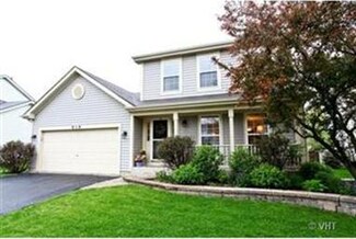 919 Lowell Ln, Naperville, IL 60540