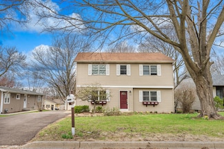 1719 S 4th Place, Saint Charles, IL 60174