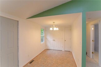 4080 Manning Hollow Rd, Pegram, TN 37143