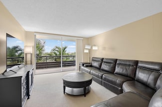 555 NW 4th Ave Unit 4230, Boca Raton, FL 33432