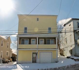 139 Dundaff St, Forest City, PA 18421