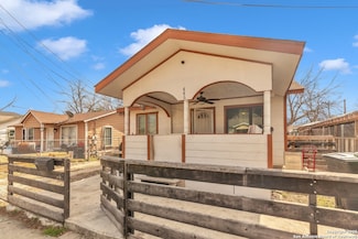 446 Blue Bonnet St, San Antonio, TX 78202