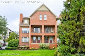 1450 S Main St Unit 56, Royal Oak, MI 48067