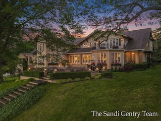18635 N Fruitport Rd, Spring Lake, MI 49456