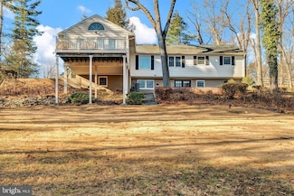 18 Forrest Blend Dr, Titusville, NJ 08560