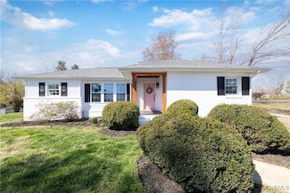 3057 River Rd W, Goochland, VA 23063