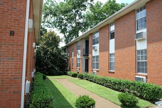 2530 Sharondale Dr Unit B7, Nashville, TN 37215