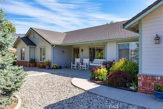 23220 Lakeview Dr, Tehachapi, CA 93561