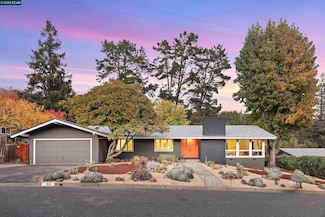 34 Ashbrook Place, Moraga, CA 94556