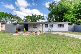 220 Woodmere Blvd, Sanford, FL 32773