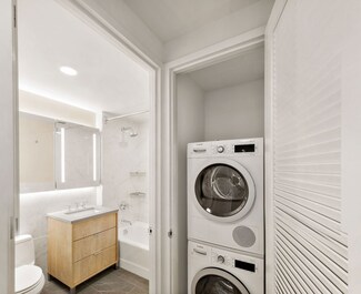 55 W 25th St Unit 17-G, New York, NY 10010