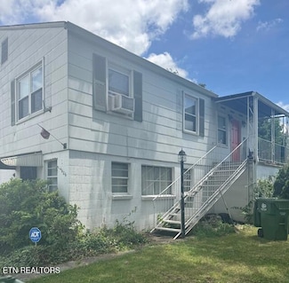 1406 Madison Ave, Maryville, TN 37804