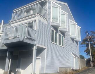 15 Flume Rd Unit 5, Gloucester, MA 01930