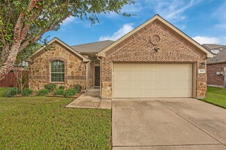923 Crockett Dr, Lavon, TX 75166