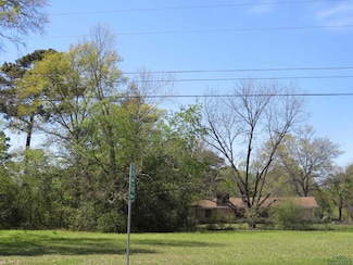 1801-1803-1809 S Eastman Rd, Longview, TX 75602