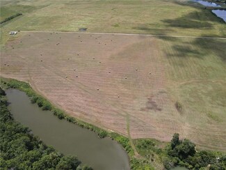 00000 SW 1st St, Hume, MO 64752