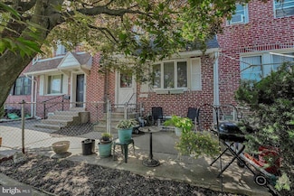 232 E Greenwood Ave, Lansdowne, PA 19050